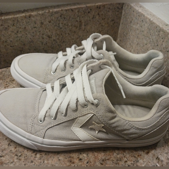 Converse All star unisex gray & white tennis shoes Men's  9  Women's 10.5 - Picture 11 of 15
